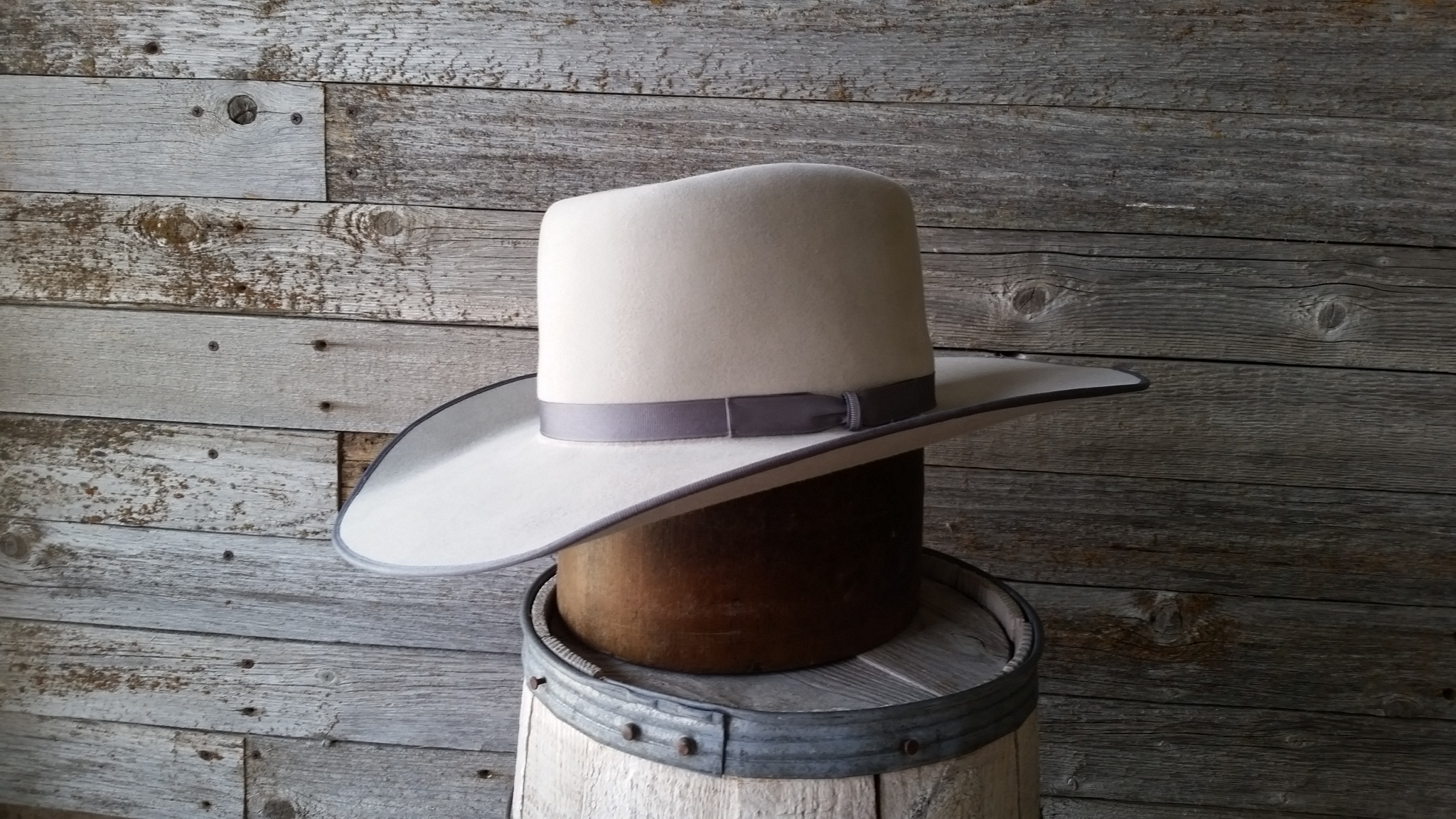 Western Cowboy Hats.